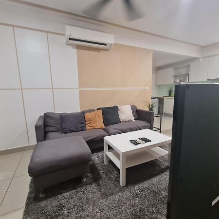 Lovely 3-Bedroom Serviced Apartment @ Cyberjaya Ngoại thất bức ảnh